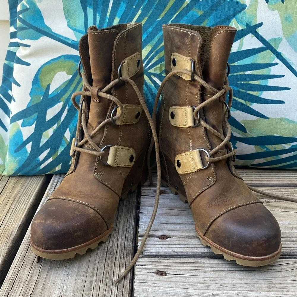 SOREL wedge boots. Tan. Size 6 US - Picture 2 of 8